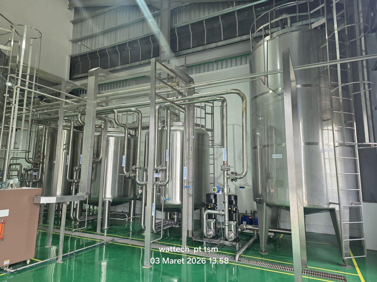 Tim PT TSM di lapangan instalasi water treatment